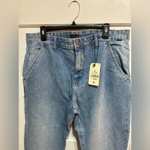 BOSTON men’s jeans.
